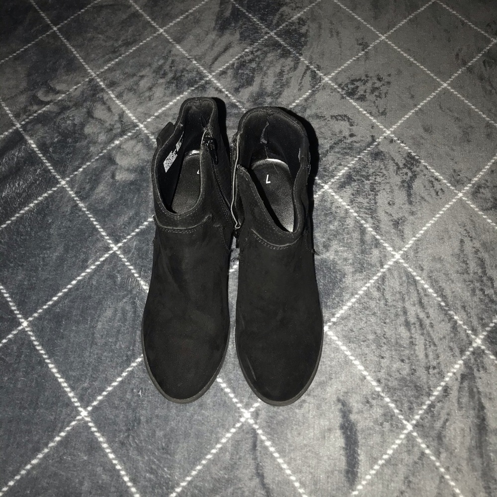 Black boots